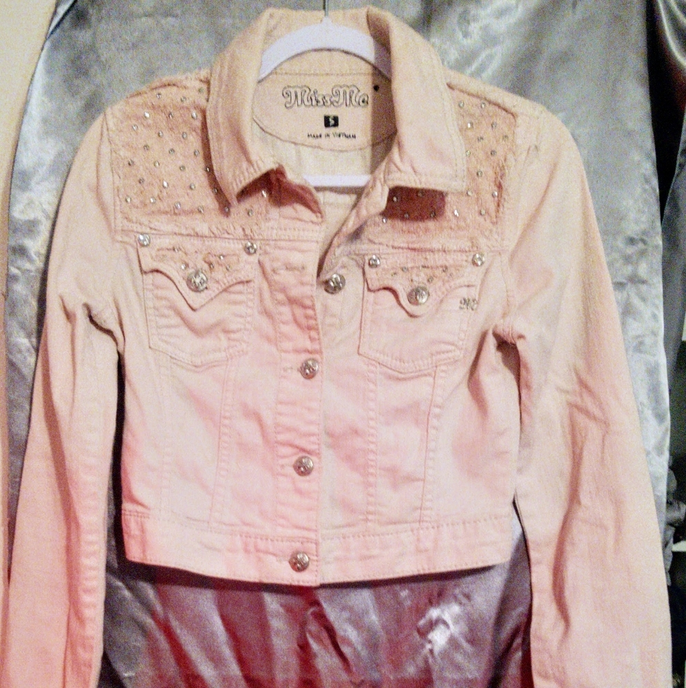 Junior's Miss Me Bubble Gum Pink Denim Jacket Size Small